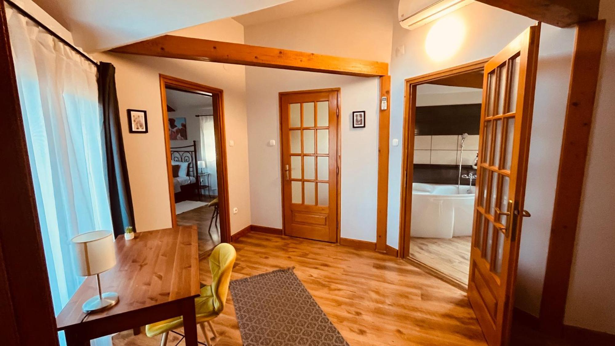Strigonia Apartman Estergon Dış mekan fotoğraf