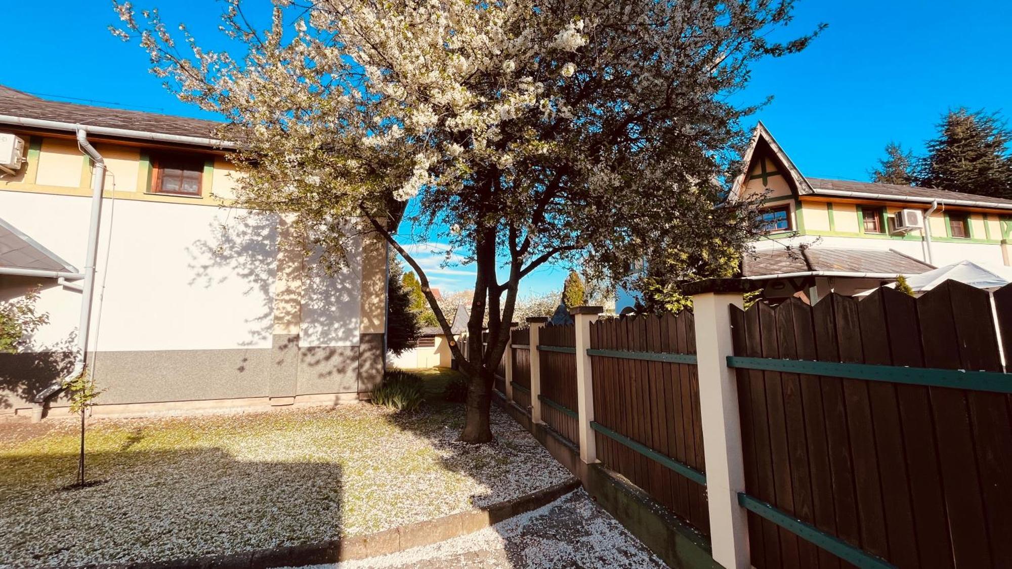 Strigonia Apartman Estergon Dış mekan fotoğraf